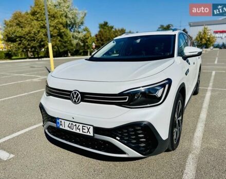 Білий Фольксваген ID.6 Crozz, об'ємом двигуна 0 л та пробігом 50 тис. км за 30150 $, фото 2 на Automoto.ua