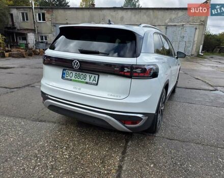 Белый Фольксваген ID.6 Crozz, объемом двигателя 0 л и пробегом 25 тыс. км за 31500 $, фото 23 на Automoto.ua