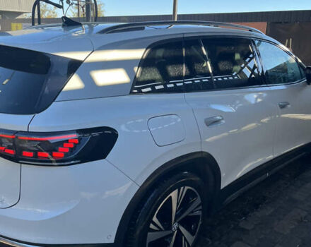 Белый Фольксваген ID.6 Crozz, объемом двигателя 0 л и пробегом 18 тыс. км за 26700 $, фото 3 на Automoto.ua