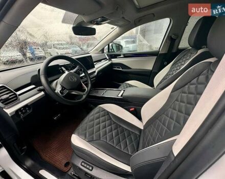 Білий Фольксваген ID.6 Crozz, об'ємом двигуна 0 л та пробігом 22 тис. км за 28497 $, фото 9 на Automoto.ua