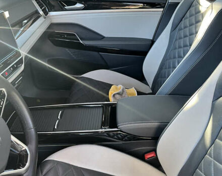 Белый Фольксваген ID.6 Crozz, объемом двигателя 0 л и пробегом 18 тыс. км за 26700 $, фото 19 на Automoto.ua