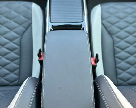 Белый Фольксваген ID.6 Crozz, объемом двигателя 0 л и пробегом 41 тыс. км за 34000 $, фото 41 на Automoto.ua