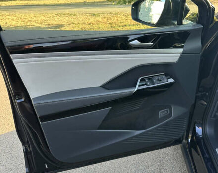 Синий Фольксваген ID.6 Crozz, объемом двигателя 0 л и пробегом 50 тыс. км за 28600 $, фото 6 на Automoto.ua