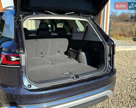 Синий Фольксваген ID.6 Crozz, объемом двигателя 0 л и пробегом 57 тыс. км за 25500 $, фото 16 на Automoto.ua