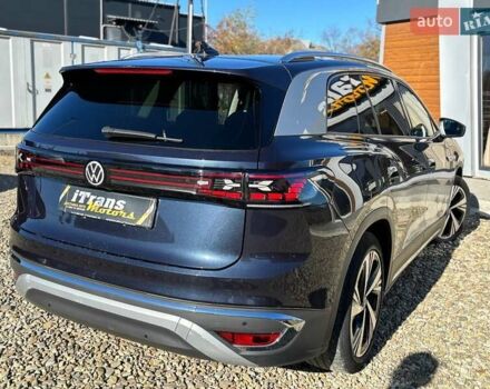 Синий Фольксваген ID.6 Crozz, объемом двигателя 0 л и пробегом 57 тыс. км за 25500 $, фото 19 на Automoto.ua