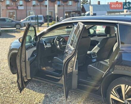 Синий Фольксваген ID.6 Crozz, объемом двигателя 0 л и пробегом 57 тыс. км за 25500 $, фото 9 на Automoto.ua