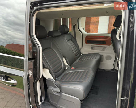 Чорний Фольксваген I.D. Buzz, об'ємом двигуна 0 л та пробігом 55 тис. км за 25400 $, фото 71 на Automoto.ua