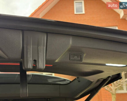 Чорний Фольксваген I.D. Buzz, об'ємом двигуна 0 л та пробігом 55 тис. км за 25400 $, фото 85 на Automoto.ua