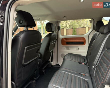 Чорний Фольксваген I.D. Buzz, об'ємом двигуна 0 л та пробігом 55 тис. км за 25400 $, фото 79 на Automoto.ua