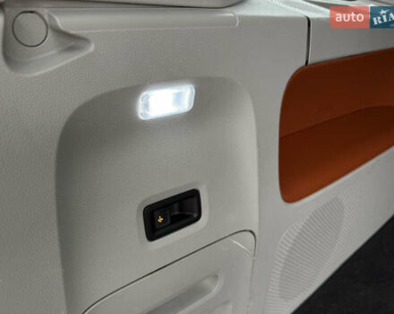 Чорний Фольксваген I.D. Buzz, об'ємом двигуна 0 л та пробігом 55 тис. км за 25400 $, фото 87 на Automoto.ua