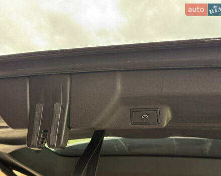 Чорний Фольксваген I.D. Buzz, об'ємом двигуна 0 л та пробігом 55 тис. км за 25400 $, фото 91 на Automoto.ua