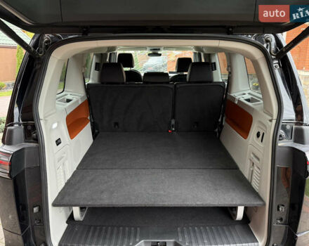 Чорний Фольксваген I.D. Buzz, об'ємом двигуна 0 л та пробігом 55 тис. км за 25400 $, фото 86 на Automoto.ua