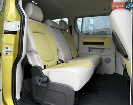 Желтый Фольксваген I.D. Buzz, объемом двигателя 0 л и пробегом 25 тыс. км за 45900 $, фото 26 на Automoto.ua