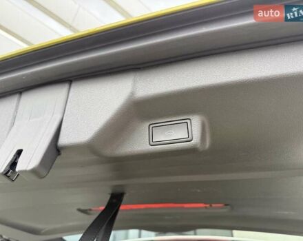 Желтый Фольксваген I.D. Buzz, объемом двигателя 0 л и пробегом 25 тыс. км за 45900 $, фото 28 на Automoto.ua