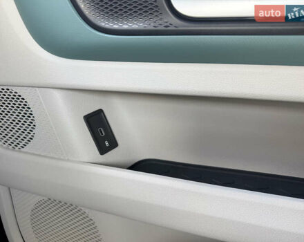 Зелений Фольксваген I.D. Buzz, об'ємом двигуна 0 л та пробігом 4 тис. км за 50000 $, фото 18 на Automoto.ua