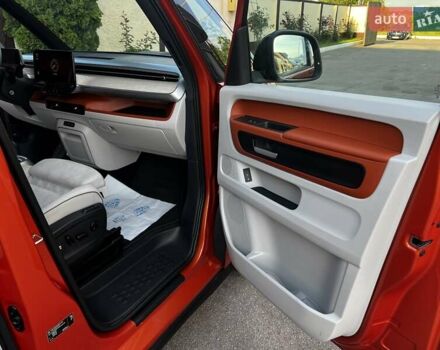 Помаранчевий Фольксваген I.D. Buzz, об'ємом двигуна 0 л та пробігом 18 тис. км за 39900 $, фото 20 на Automoto.ua