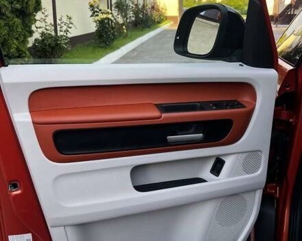 Помаранчевий Фольксваген I.D. Buzz, об'ємом двигуна 0 л та пробігом 18 тис. км за 39900 $, фото 9 на Automoto.ua