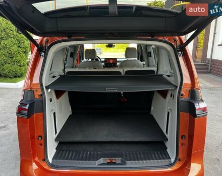 Помаранчевий Фольксваген I.D. Buzz, об'ємом двигуна 0 л та пробігом 18 тис. км за 39900 $, фото 34 на Automoto.ua