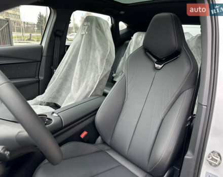 Белый Фольксваген ID. Unyx, объемом двигателя 0 л и пробегом 1 тыс. км за 28700 $, фото 20 на Automoto.ua