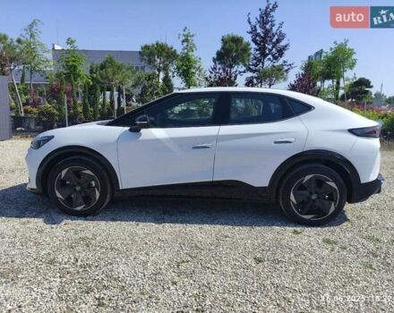 Білий Фольксваген ID. Unyx, об'ємом двигуна 0 л та пробігом 1 тис. км за 29800 $, фото 7 на Automoto.ua