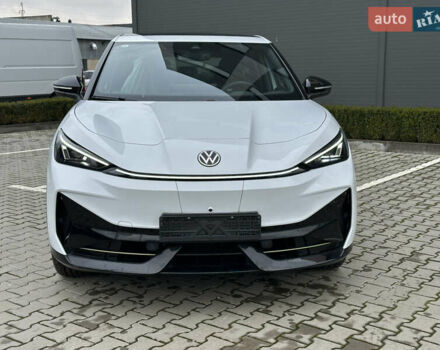 Белый Фольксваген ID. Unyx, объемом двигателя 0 л и пробегом 1 тыс. км за 28700 $, фото 1 на Automoto.ua