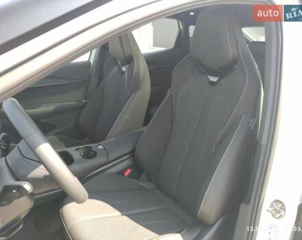 Білий Фольксваген ID. Unyx, об'ємом двигуна 0 л та пробігом 1 тис. км за 29800 $, фото 10 на Automoto.ua