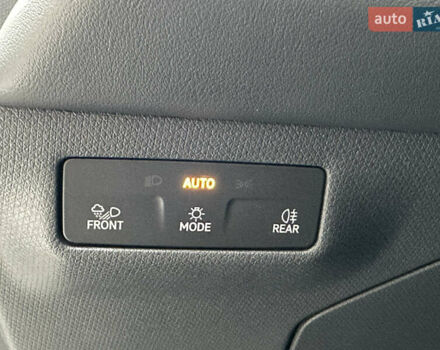 Белый Фольксваген ID. Unyx, объемом двигателя 0 л и пробегом 1 тыс. км за 28700 $, фото 16 на Automoto.ua