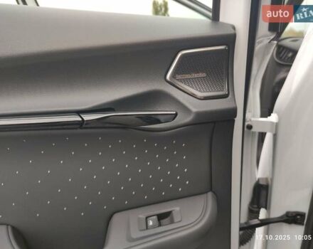 Белый Фольксваген ID. Unyx, объемом двигателя 0 л и пробегом 2 тыс. км за 29300 $, фото 19 на Automoto.ua