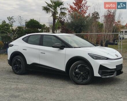 Белый Фольксваген ID. Unyx, объемом двигателя 0 л и пробегом 2 тыс. км за 29300 $, фото 2 на Automoto.ua