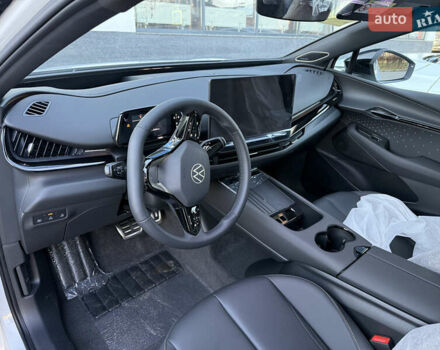 Белый Фольксваген ID. Unyx, объемом двигателя 0 л и пробегом 1 тыс. км за 30000 $, фото 9 на Automoto.ua