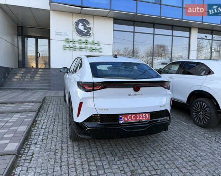 Белый Фольксваген ID. Unyx, объемом двигателя 0 л и пробегом 1 тыс. км за 30000 $, фото 2 на Automoto.ua