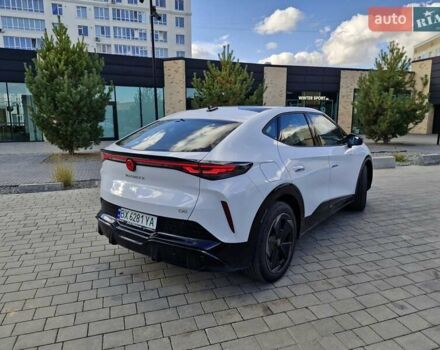 Білий Фольксваген ID. Unyx, об'ємом двигуна 0 л та пробігом 3 тис. км за 29000 $, фото 5 на Automoto.ua