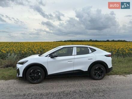 Фольксваген ID. Unyx 2024 в Киеве на Automoto.ua Белый Фольксваген ID. Unyx, объемом двигателя 0 л и пробегом 1 тыс. км за 29500 $, фото 1 на Automoto.ua