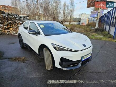 Білий Фольксваген ID. Unyx, об'ємом двигуна 0 л та пробігом 1 тис. км за 29000 $, фото 1 на Automoto.ua