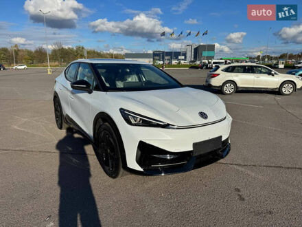 Белый Фольксваген ID. Unyx, объемом двигателя 0 л и пробегом 1 тыс. км за 28999 $, фото 1 на Automoto.ua