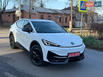 Белый Фольксваген ID. Unyx, объемом двигателя 0 л и пробегом 1 тыс. км за 30000 $, фото 1 на Automoto.ua