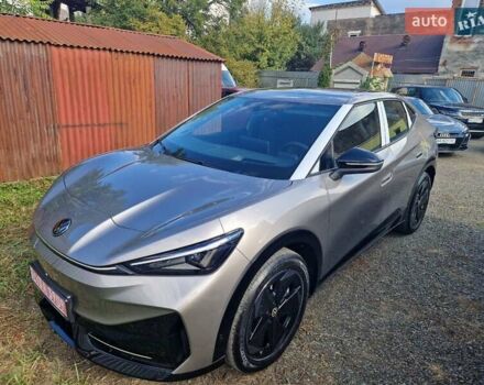 Бежевый Фольксваген ID. Unyx, объемом двигателя 0 л и пробегом 1 тыс. км за 30600 $, фото 3 на Automoto.ua