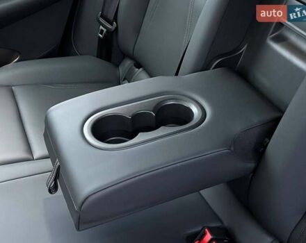 Чорний Фольксваген ID. Unyx, об'ємом двигуна 0 л та пробігом 1 тис. км за 27999 $, фото 57 на Automoto.ua