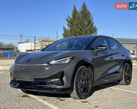 Чорний Фольксваген ID. Unyx, об'ємом двигуна 0 л та пробігом 1 тис. км за 27200 $, фото 1 на Automoto.ua