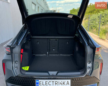 Черный Фольксваген ID. Unyx, объемом двигателя 0 л и пробегом 1 тыс. км за 34000 $, фото 7 на Automoto.ua