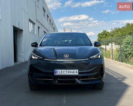 Черный Фольксваген ID. Unyx, объемом двигателя 0 л и пробегом 1 тыс. км за 34000 $, фото 2 на Automoto.ua