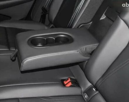 Фольксваген ID. Unyx, об'ємом двигуна 0 л та пробігом 1 тис. км за 27900 $, фото 7 на Automoto.ua