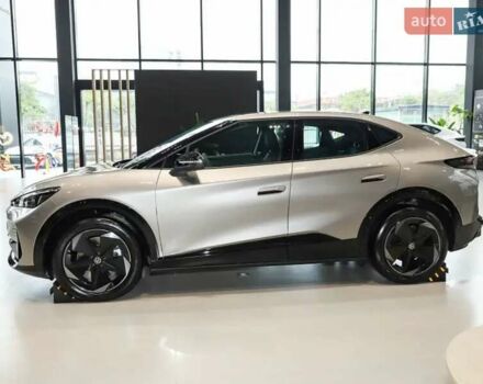 Фольксваген ID. Unyx, объемом двигателя 0 л и пробегом 1 тыс. км за 29999 $, фото 4 на Automoto.ua