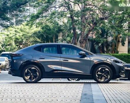 Фольксваген ID. Unyx, объемом двигателя 0 л и пробегом 1 тыс. км за 28000 $, фото 4 на Automoto.ua