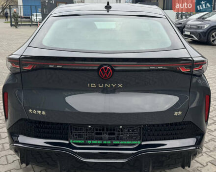 Серый Фольксваген ID. Unyx, объемом двигателя 0 л и пробегом 1 тыс. км за 29900 $, фото 4 на Automoto.ua