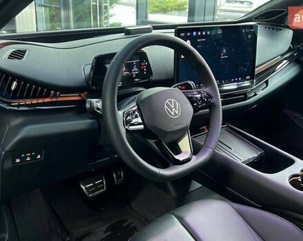 Серый Фольксваген ID. Unyx, объемом двигателя 0 л и пробегом 7 тыс. км за 27250 $, фото 10 на Automoto.ua