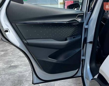 Серый Фольксваген ID. Unyx, объемом двигателя 0 л и пробегом 7 тыс. км за 27250 $, фото 11 на Automoto.ua