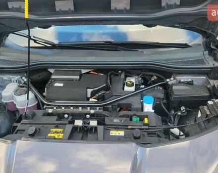 Серый Фольксваген ID. Unyx, объемом двигателя 0 л и пробегом 500 тыс. км за 32900 $, фото 16 на Automoto.ua