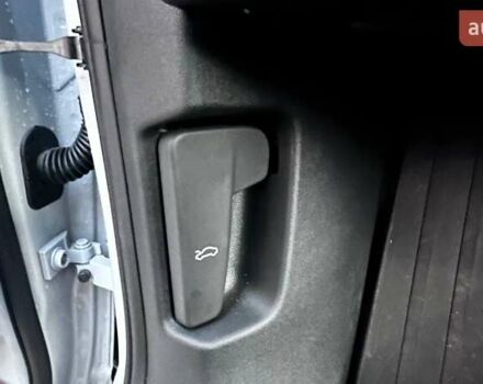 Серый Фольксваген ID. Unyx, объемом двигателя 0 л и пробегом 7 тыс. км за 27250 $, фото 26 на Automoto.ua