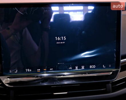 Серый Фольксваген ID. Unyx, объемом двигателя 0 л и пробегом 1 тыс. км за 31900 $, фото 26 на Automoto.ua